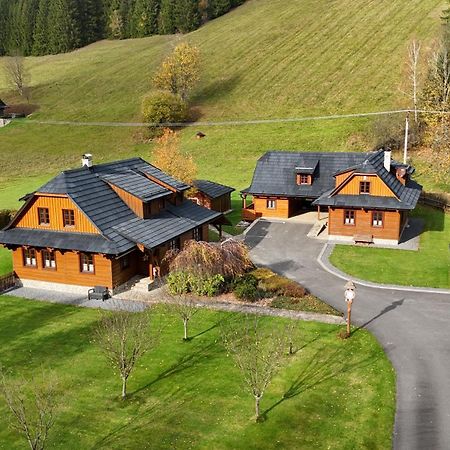 Valassky Dvur Вельке-Карловице Экстерьер фото